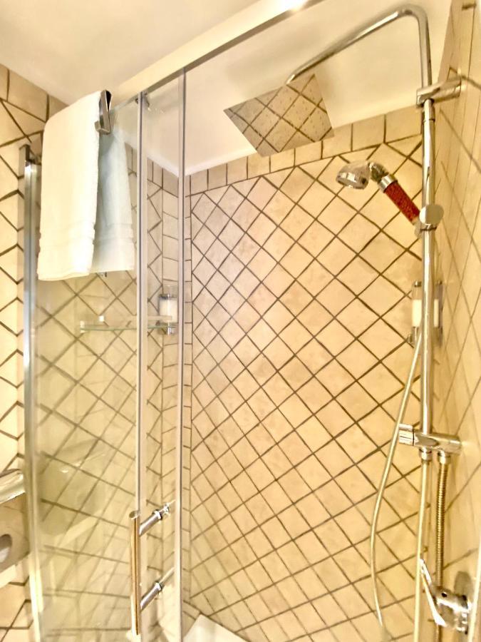 Roome B&B Roma Esterno foto